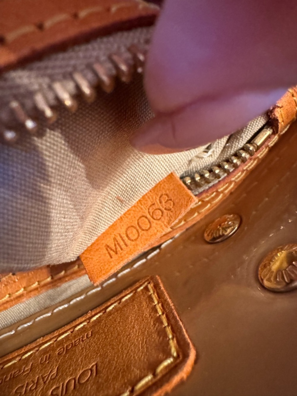 Louis Vuitton Monogram Vernis Patent Leather - Picture 14 of 16